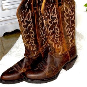 Brown NWOT (Never Worn) Shyanne Cowboy/Cowgirl Boots